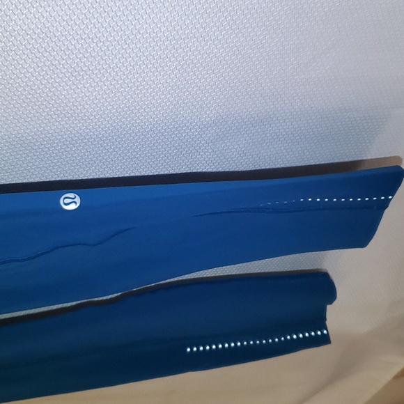Lululemon Like NEW Swift Speed Leggings Teal Blue Size 8 - Picture 4 of 6